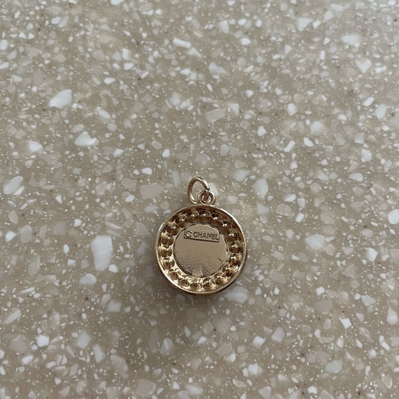 Pendant - Picture 4 of 7